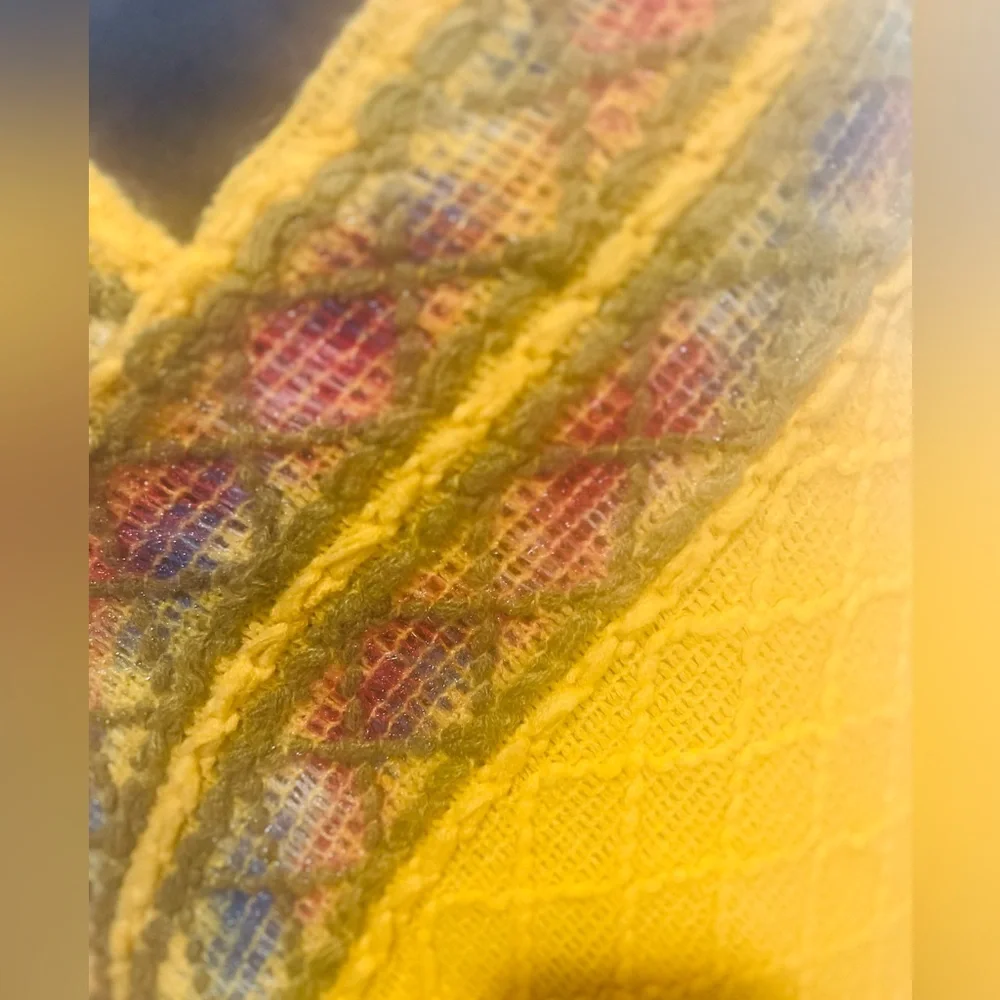Yellow Boho Knit Poncho Lightweight Spring Layer Beach Wrap OS - Picture 11 of 15